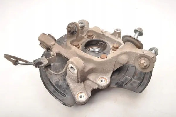 Maserati Ghibli III höger bak svänghjul OEM 386071 image 7