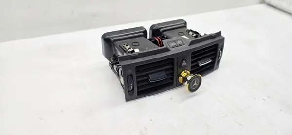Mercedes W204 midden luchtrooster OEM A2048307454 image 3