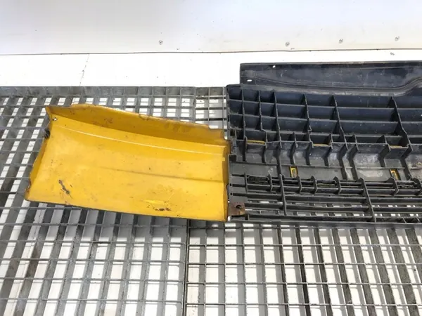 VW TRANSPORTER T4 Grill 1990-2004 701853653F image 5