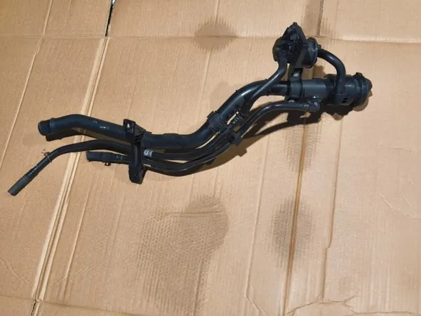 Tuyau de remplissage KIA SPORTAGE V OEM 31030-R2000 image 3