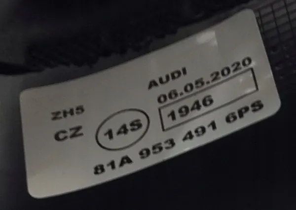 Cubierta de columna de dirección OEM 81A953512C Audi Q2 image 6