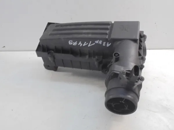 Audi A3 8P Ilmansuodattimen Kotelo 1K0129607S image 6