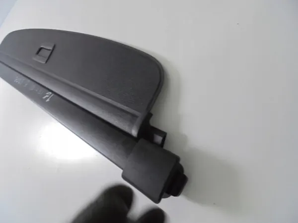 Gebrauchte schwarze Kofferraumrolle OEM 5G9867871G image 3