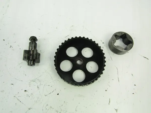Bomba de aceite Opel Vectra A OEM AK-6-90888 Usada image 4