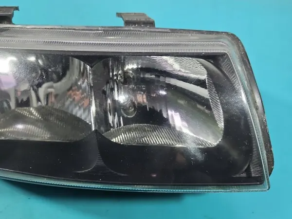Right Headlight Seat Leon I Toledo II 1M1941016 image 3
