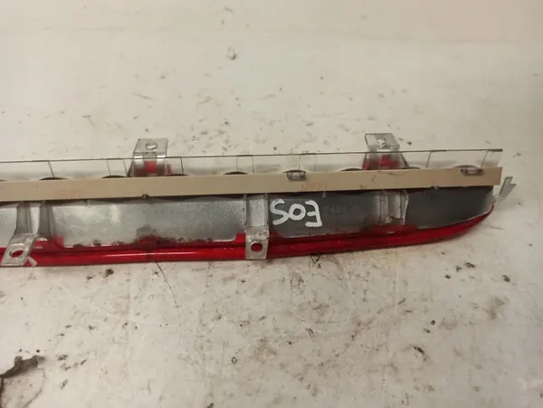 Volkswagen EOS Kolmas Jarruvalo 1Q0945097A image 8