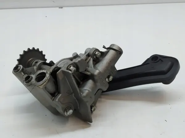 Öljypumppu OEM 8200345757 Renault Koleos 2.0 DCI:lle image 3