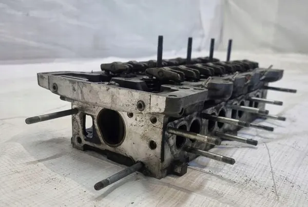 Cabeza de Cilindro 2.0 CDTI Opel Insignia A 55576540 image 4