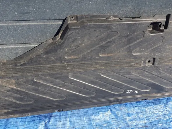 Scudo Sottoscocca Destro Mercedes W205 A2056842000 image 5