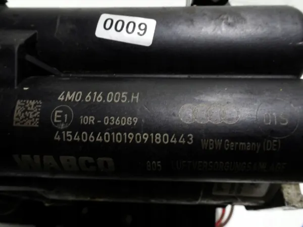 Audi OE 4M0616005H Compresor de suspensión usado image 5
