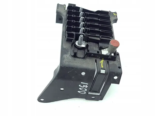 Skoda Enyaq iV Pyrotekninen pidike OEM 342460688 image 3