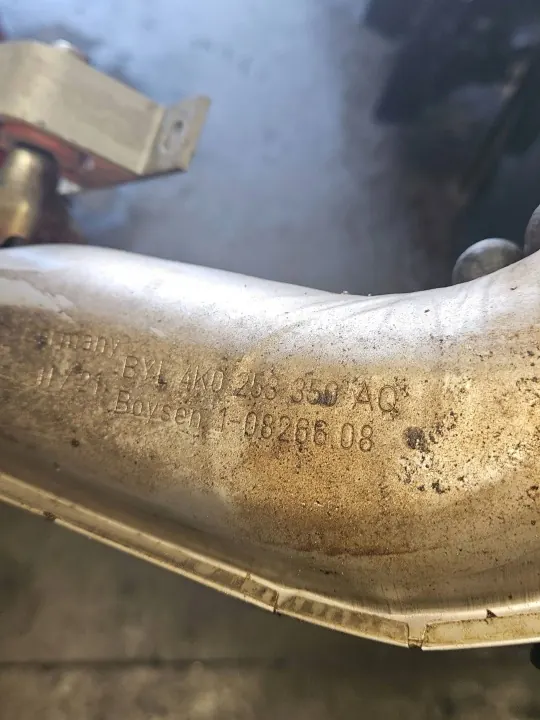 Audi A6 S6 C8 4K 2021 Ljuddämpare OEM 4K0253350AQ image 4