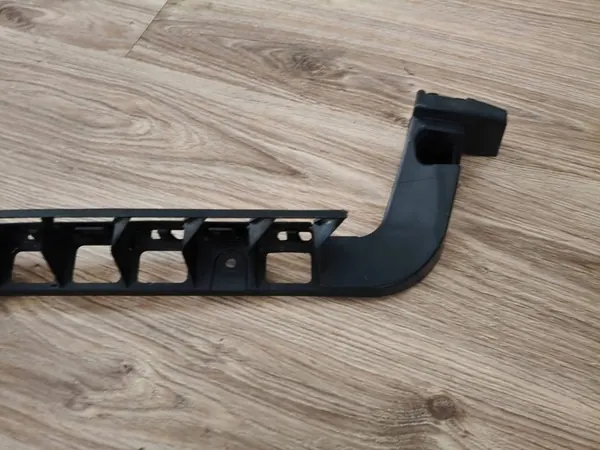 Suporte de Para-choque Traseiro Skoda Octavia Mk3 image 4