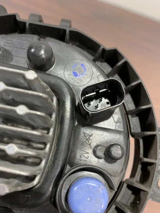 Mini Cooper F60 Päiväajovalot OEM 6317149776905 image 6