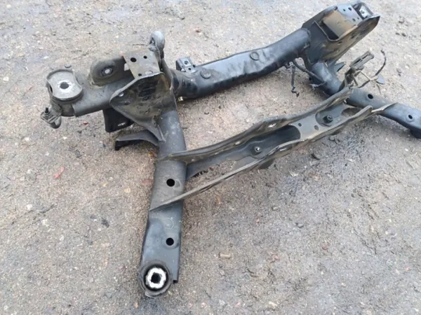 OEM Wrakowisko-28242- Hinterachsschwinge für VW Golf VIII image 8