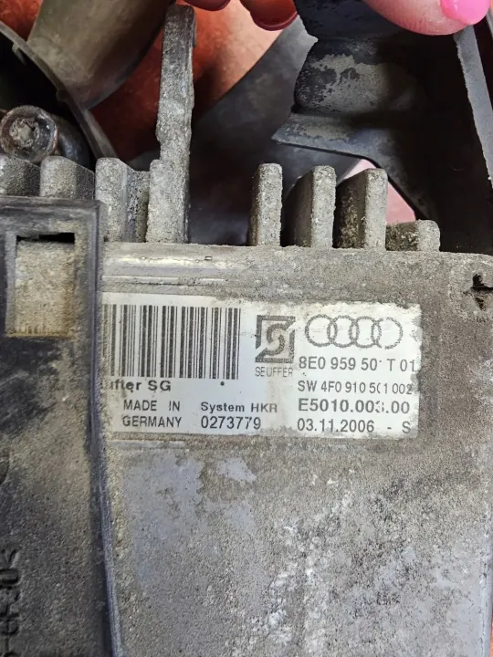 Module Ventilateur Radiateur Audi A4 B7 2.0 TDI OEM 8E0121205AL image 5