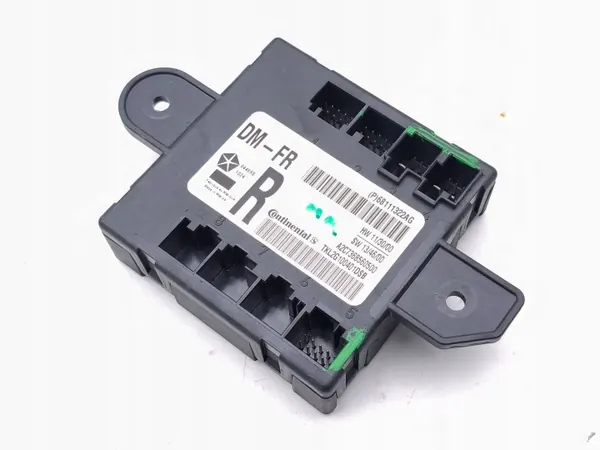Módulo de control de puerta Jeep Cherokee OEM 68111322AG image 2