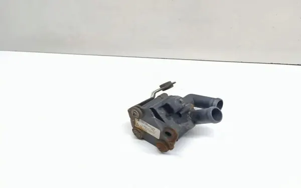 BMW Vattenpump OEM 9167206 för 5-serien F10 image 2