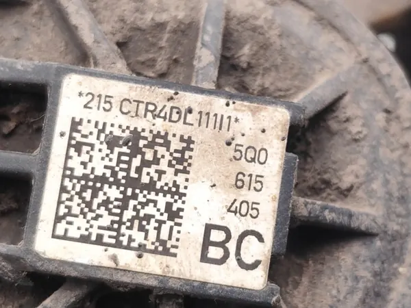 Audi A3 Achter remklauw OEM 5Q0615405BC image 7