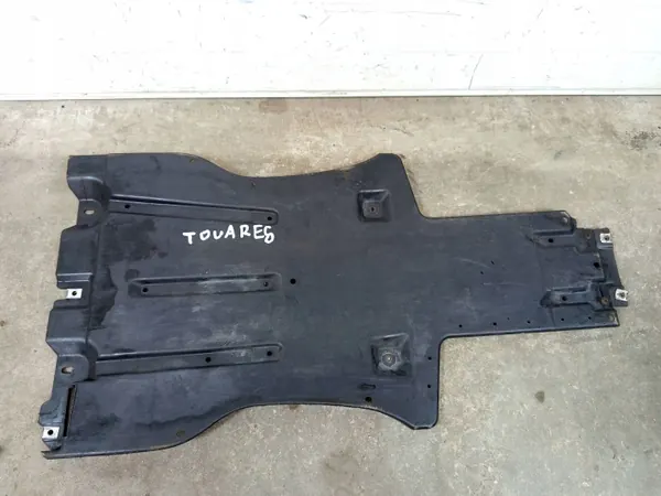 Underkroppssköld VW Touareg II Q7 OEM 7L0825231AB image 2