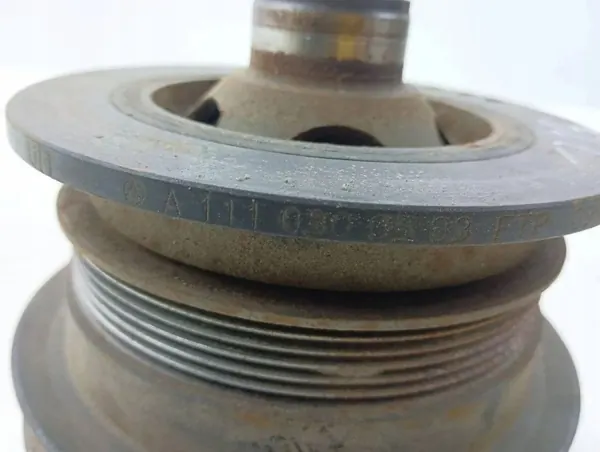 Kampiakselin hihnapyörä Mercedes-Benz OEM A1110300583 image 6