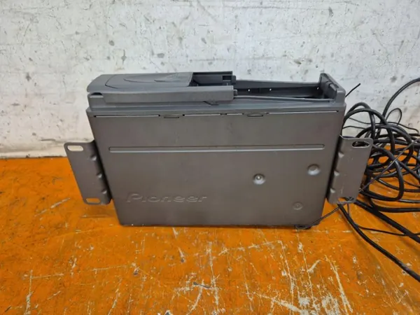 Begagnad CD-byttare OEM Wrakomania-27583- för VW Touran image 4