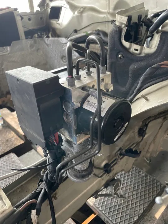Bromsrör OEM RURKA METALOWA GRUBA W204 image 8