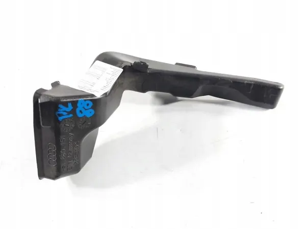 Audi R8 II Spyder luftintagskanal OEM 4S1819151 image 2