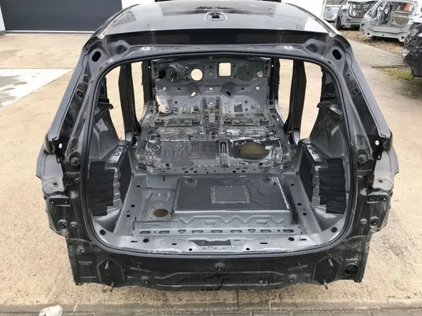 BMW U11 Heckkotflügel links OEM - Gebraucht image 4