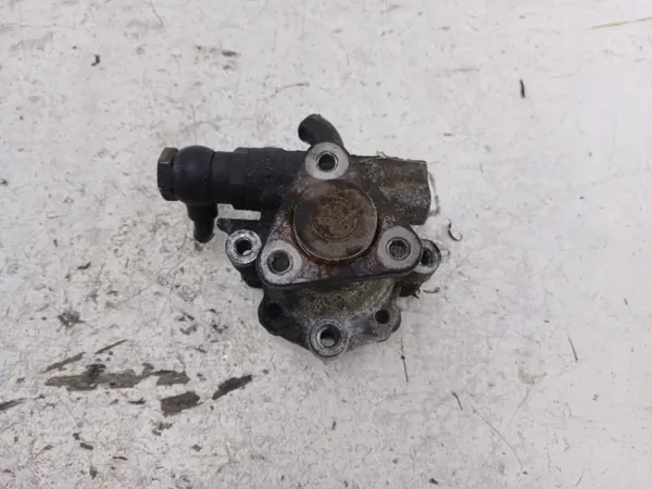 VW Passat B5 Servopumpe 8D0145177Q 110 Bar image 3