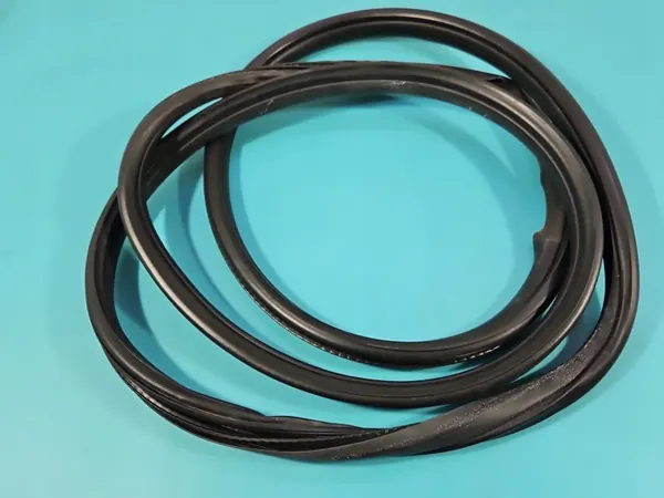 OEM 3451616 Etuovi oikea tiiviste BMW X3 E83 image 2