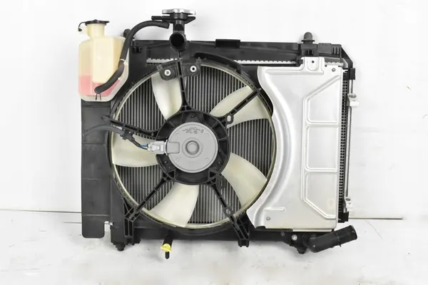 Frontkühlerlüfter Toyota Yaris III P13 1.33VVTi 2011-2014 image 7