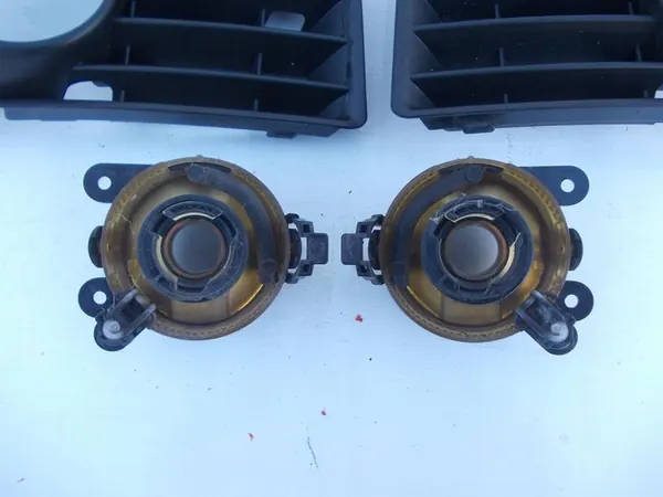 Griglia Paraurti Anteriore Alogena Sinistra Destra VW Golf V 5 Set image 6