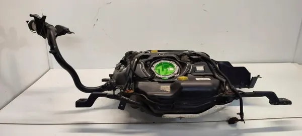 SEAT Leon IV Bränsletank OEM 5Q3101021P Begagnad image 2
