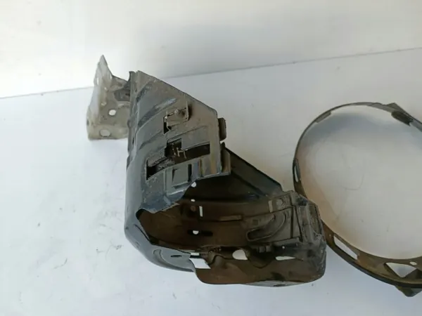 Soporte Faro OEM 1C0806653/4 Usado VW Beetle image 5