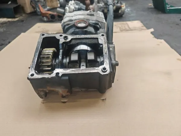 OEM 51541007352 Ilmakompressori MAN D2676:lle - Käytetty image 7
