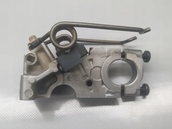 OEM 7570023 Nokkenasbeugel voor 1.6 THP Motor image 3
