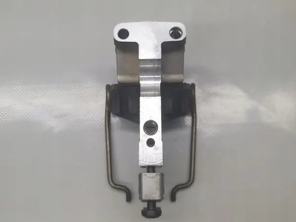 OEM 7570023 Nokkenasbeugel voor 1.6 THP Motor image 6