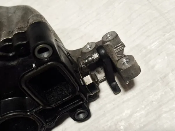 Imusarja OEM 03L129711E VW Passat B6:lle image 10