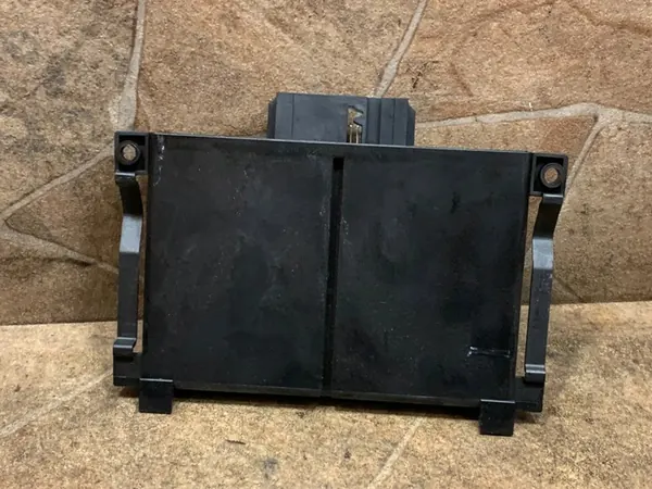 Mercedes-Benz GLS X166 Dodehoekmodule A0009005209 image 7