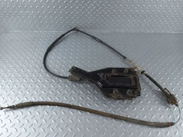 Módulo de freno de mano Cadillac XTS OEM 13501701 - Usado image 5