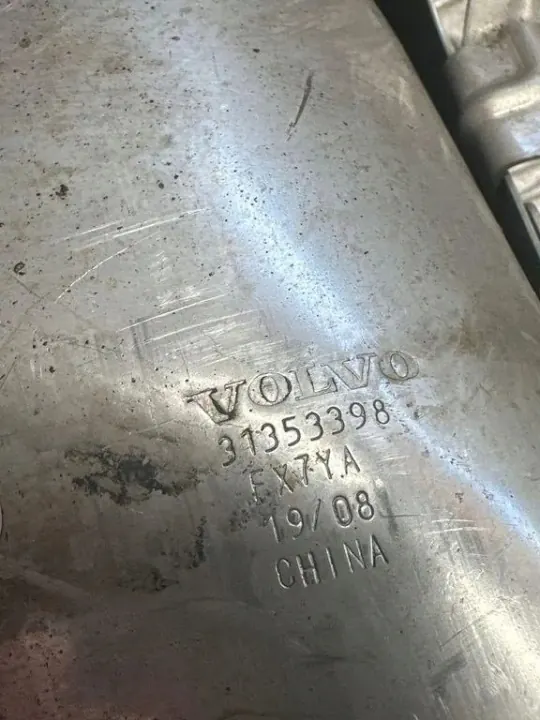 Bouche d'échappement OEM 31353398 pour Volvo XC60 Diesel image 4