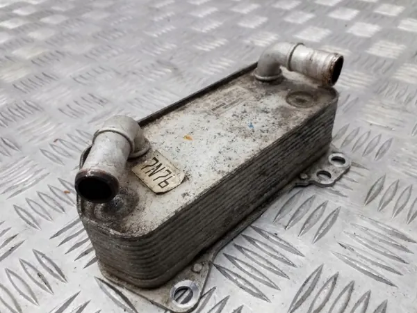 Växellådsoljekylare Skoda Octavia Mk3 OEM 02E409061D image 3