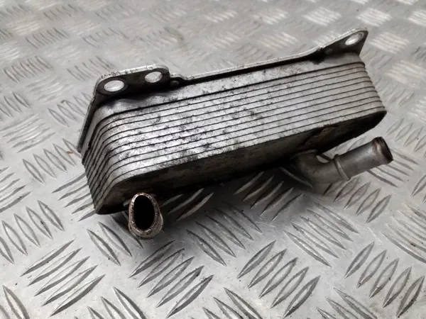 Växellådsoljekylare Skoda Octavia Mk3 OEM 02E409061D image 5