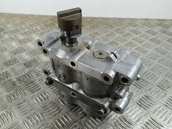 Bomba de aceite Mitsubishi Eclipse Cross 2018 FOB55500 image 1