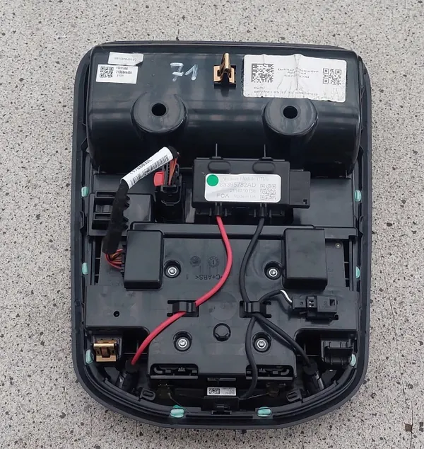 Luz de almacenaje techo Jeep Grand Cherokee WL OEM 6XZ22X7AI image 4
