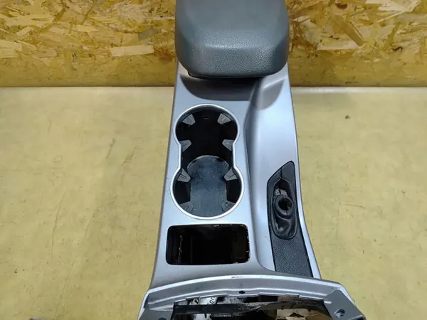 Reposabrazos túnel central C-MAX MK2 Pieza OEM image 3