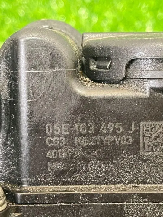 Separador de óleo OEM 05E103495J para Skoda Karoq 1.5L image 3