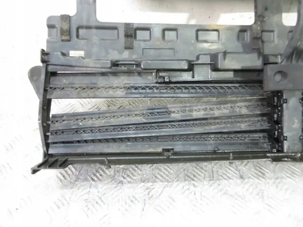 Ford Mondeo MK5 Luftratt-Jalousi OEM 225/186 image 4