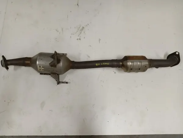Catalisador OEM TL8 para Toyota Corolla E21 image 2